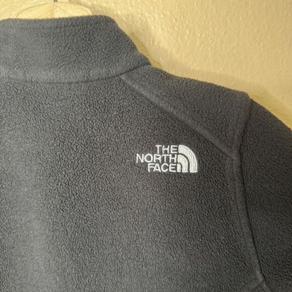 The North Face Jacket Girls XS Black Full Zip Fleece Outdoors - Picture 5 of 8